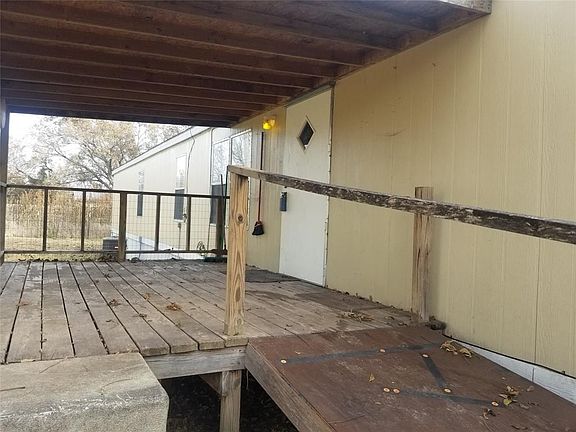 5th image of 310 N Broadway St