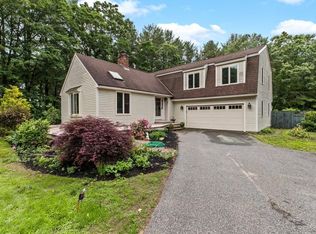 13 Carriage House Ln, Pembroke, MA 02359