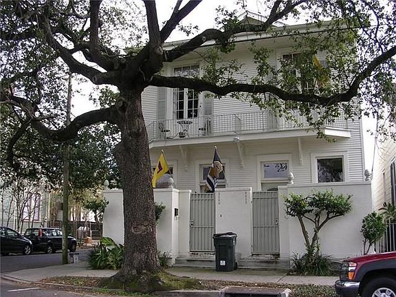 2nd image of 2002 Prytania St