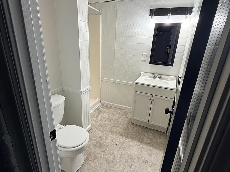 509 Ballman Ave — Photo 11