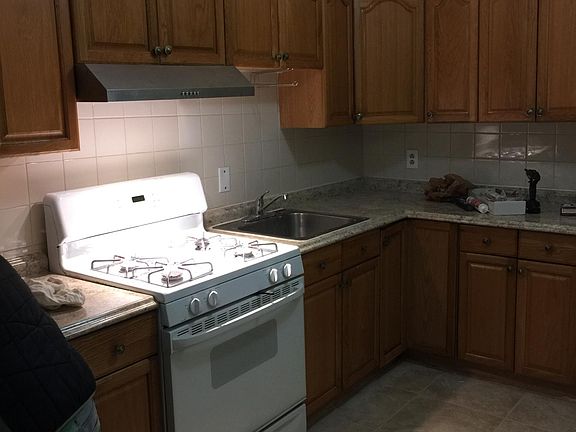 3rd image of 8949 240th St