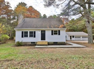 519 Switch Rd, Wood River Junction, RI 02894