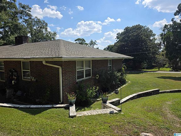 5th image of 100 Linwood Dr