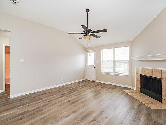 4th image of 1401 Carrigan Ln
