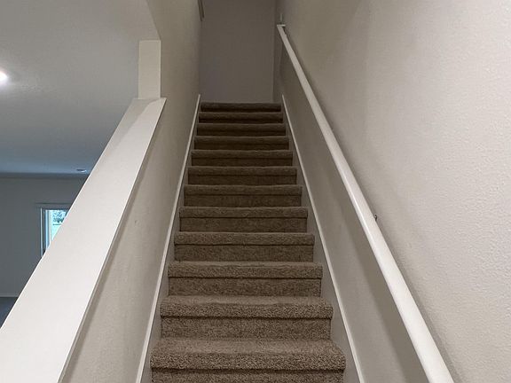 4th image of 9038 Wildflower Ln #1