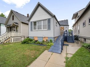 2568 N Pierce St, Milwaukee, WI 53212