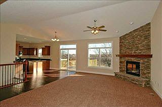 3rd image of 1423 Tuscany Dr SE