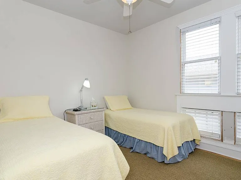 216 S Lumina Ave #B — Photo 22