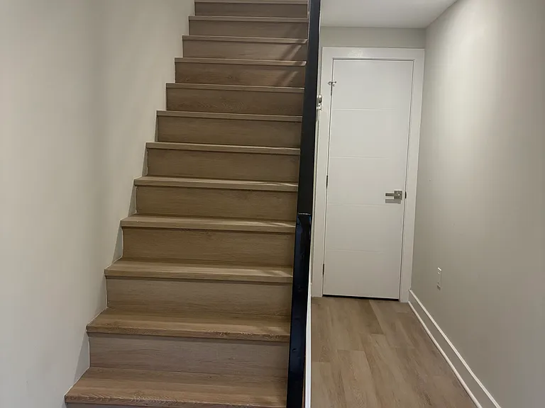 17 Jefferson St #B — Photo 3