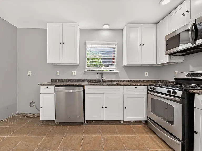 10814 Parkland Woods Dr — Photo 6