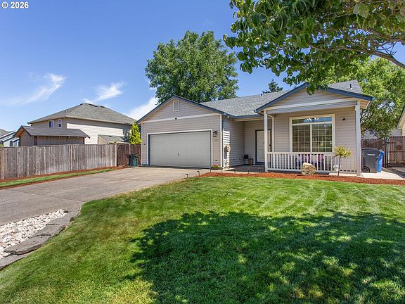 2nd image of 10015 NE 96th Ave