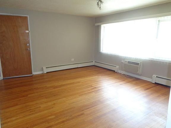 3rd image of 10931 S Lloyd Dr APT 3D