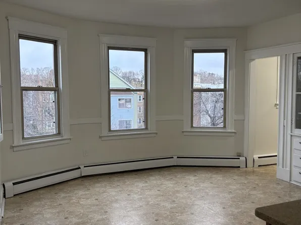 18 Carmody St Floor 2, New Britain, CT 06053