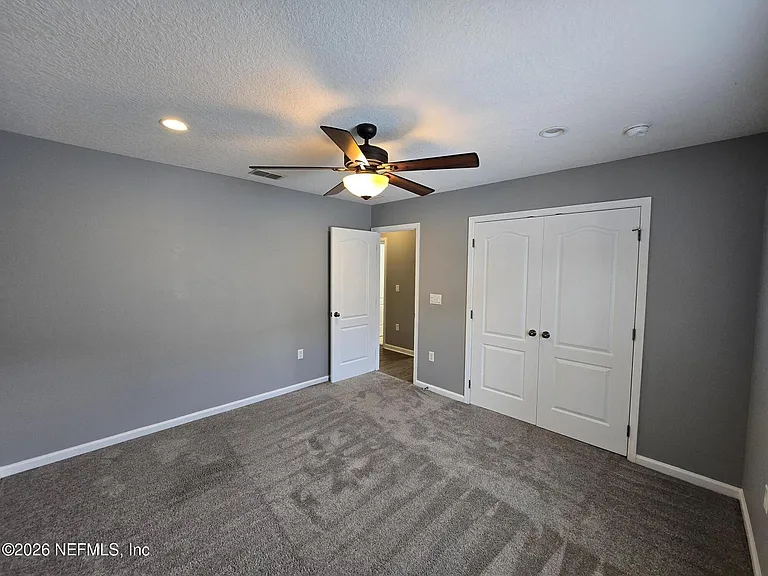 180 Thornloe Dr — Photo 32