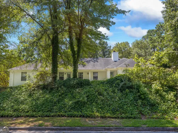 305 Devcon Ct, Palmetto, GA 30268