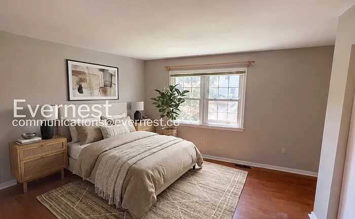 2 bed, 1.0 bath, 1044 sqft, $1,895 — Photo 4