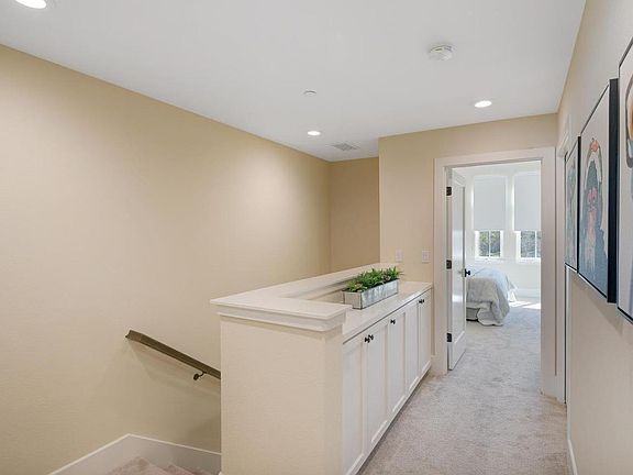 4th image of 110 Lottie Ln