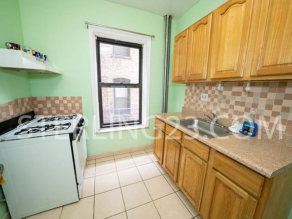 4th image of 31-53 34th St #1G