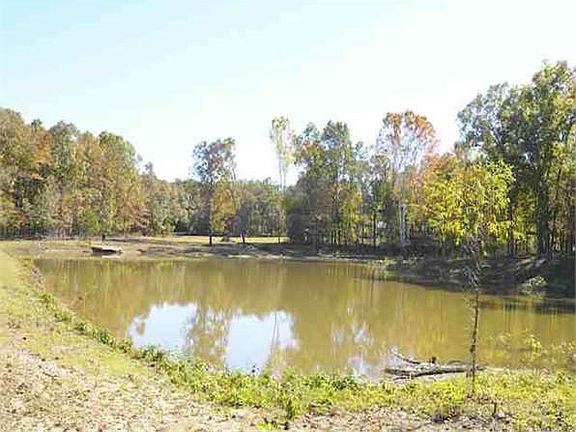 2nd image of 3850 Highway 72