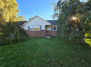 9551 S Dougan Rd, Erie, PA 16510