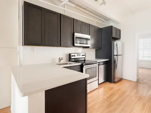 49 W 19th St #4, New York, NY 10011