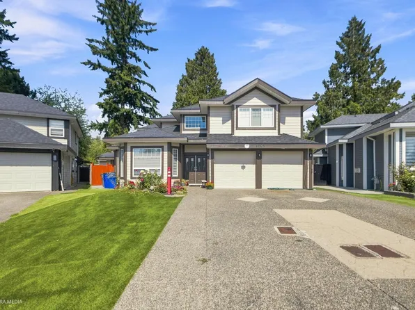 6045 131st St, Surrey, BC V3X 3N4
