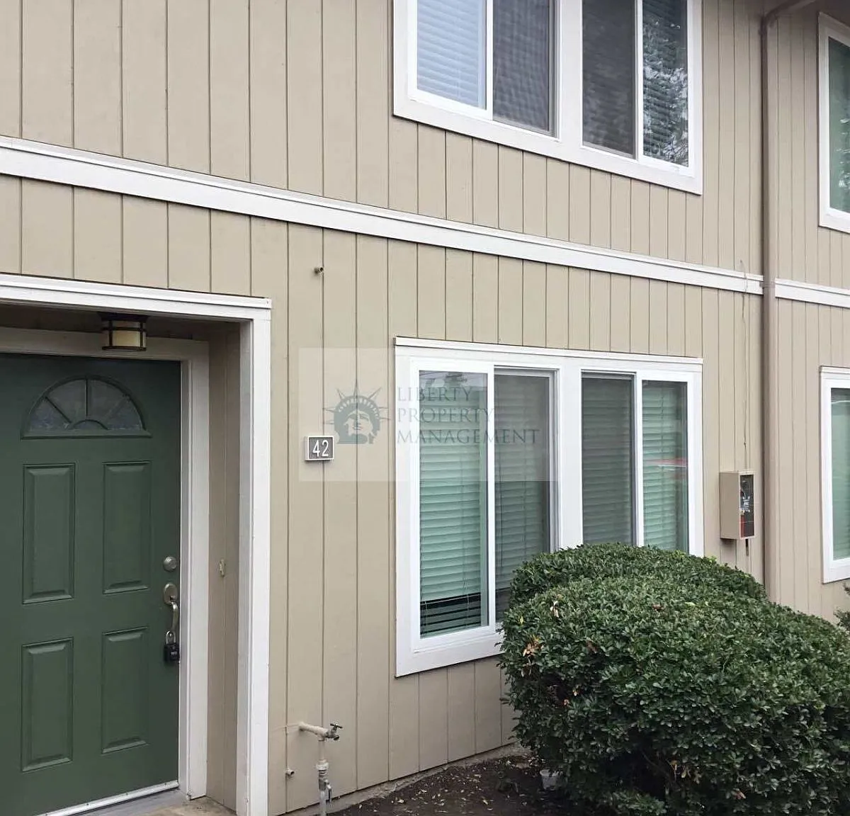 2 bed, 1076 sqft, $1,850 — Photo 1