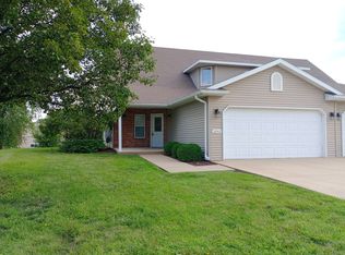 3240 Wind River Cir, Columbia, MO 65203