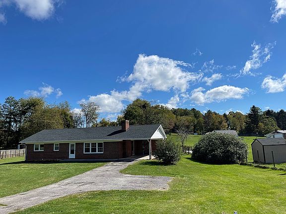 3rd image of 1671 Mount Tabor Rd
