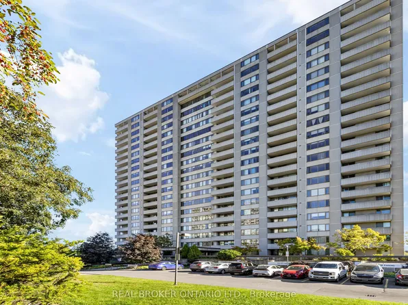 2625 Regina St #506, Ottawa, ON K2B 5W8