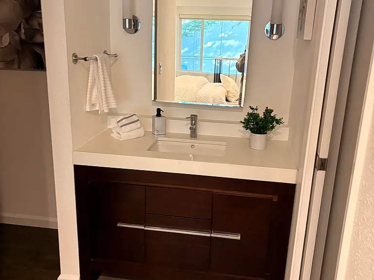 385 Mandarin Dr #5 — Photo 7