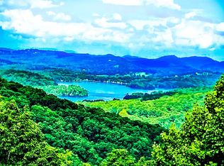 48 Eagles View Dr, Hayesville, NC 28904