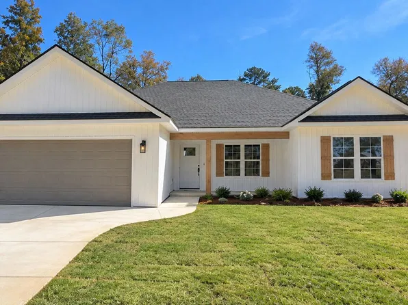212 Webb St, Warner Robins, GA 31093
