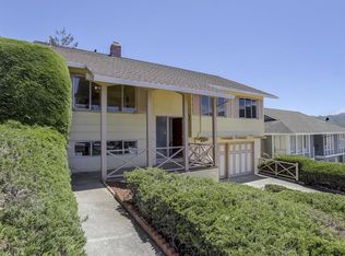 1156 Park Pacifica Ave, Pacifica, CA 94044