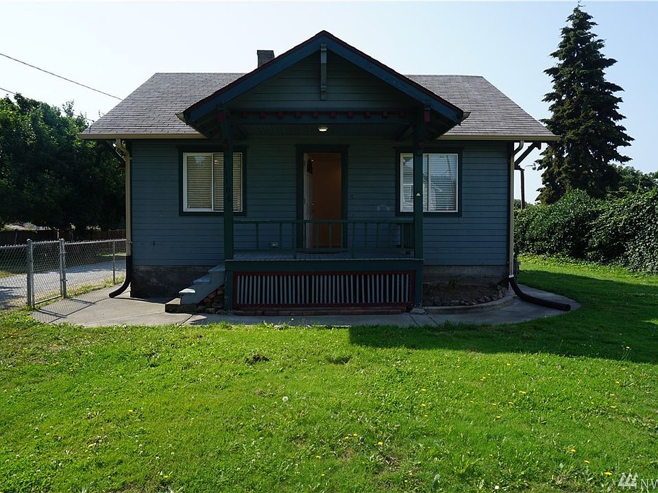 1st image of 11106 Valley Ave E