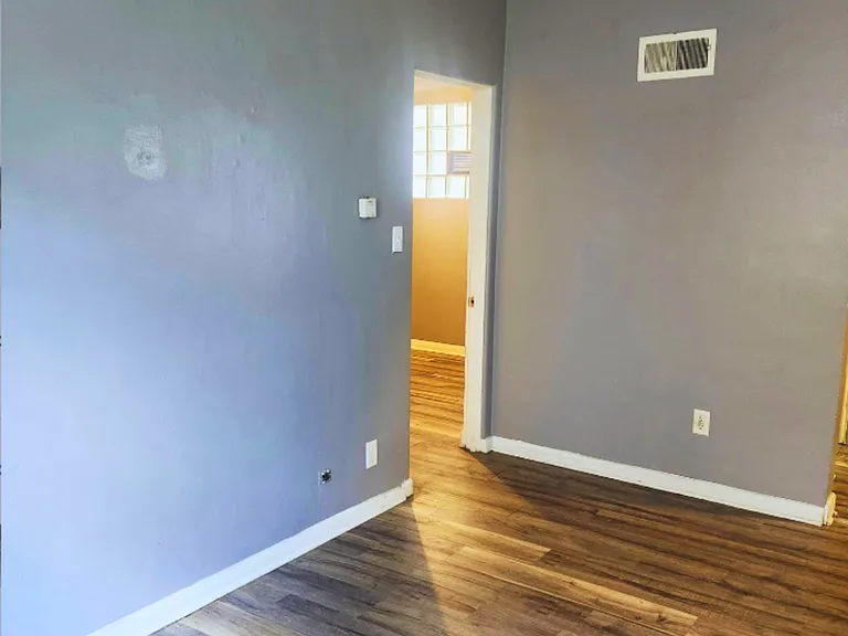 2521 S 8th St — Photo 11