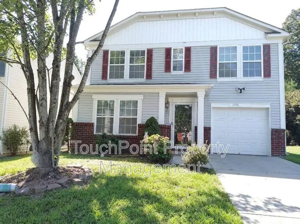 2726 Red Squirrel Trl, Charlotte, NC 28215