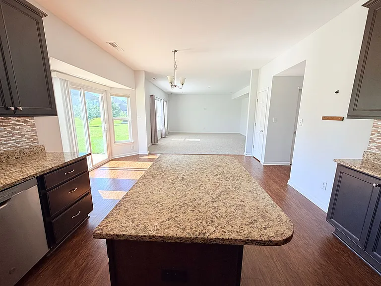 1321 Horse Shoe Bnd — Photo 7