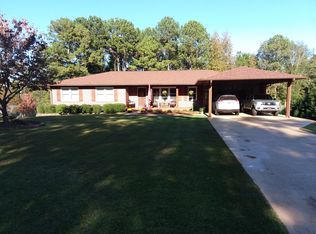 112 Leta Ln, Valley, AL 36854