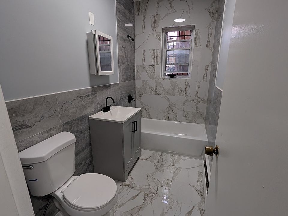 1st image of 657 Nye Ave #1A