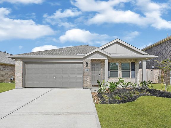 2nd image of 2112 Hyde Acres St