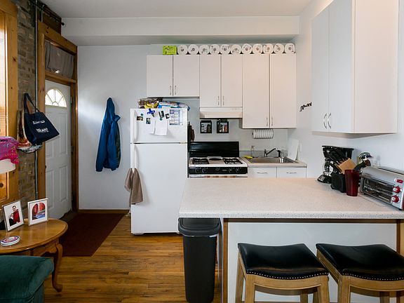 4th image of 1307 N Greenview Ave APT 2F