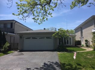 5235 Fargo Ave, Skokie, IL 60077