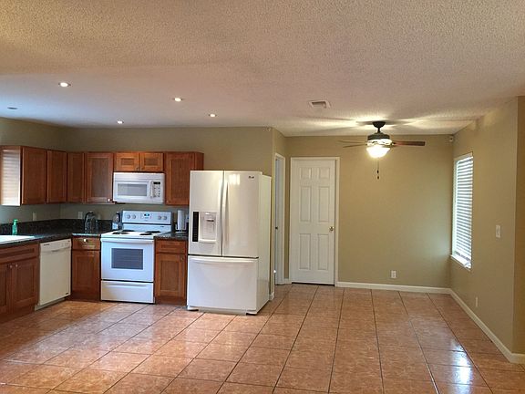 3rd image of 6379 Edgewood Way