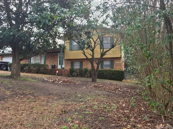 3762 Fairington Dr, Hephzibah, GA 30815