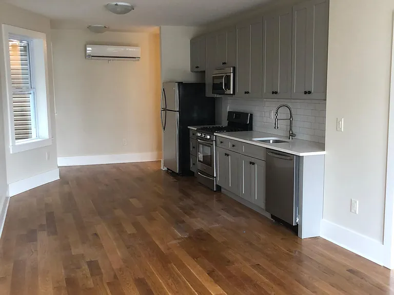 770 Broadway #1 — Photo 11
