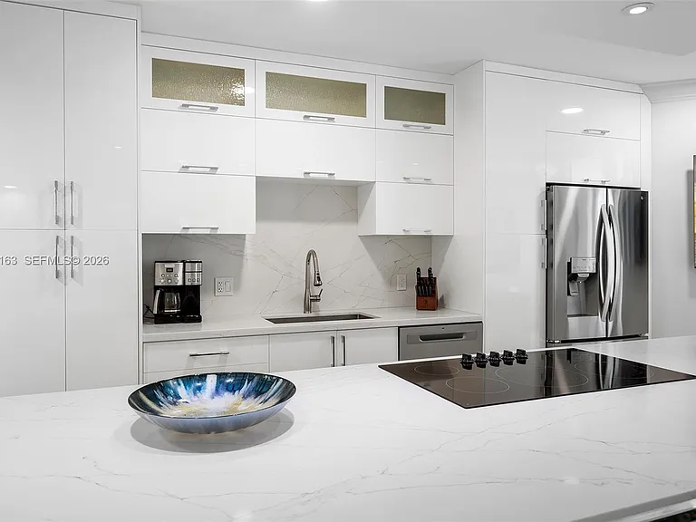 4775 Collins Ave #1504 — Photo 13