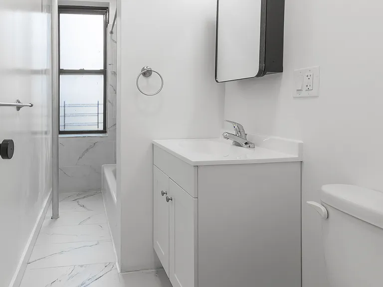 624 W 176th St #38 — Photo 10