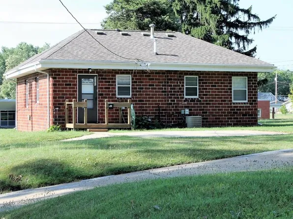 5101 Douglas Ave, Des Moines, IA 50310