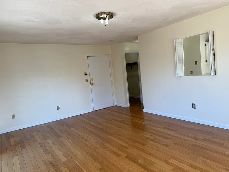7 North St #2A — Photo 7